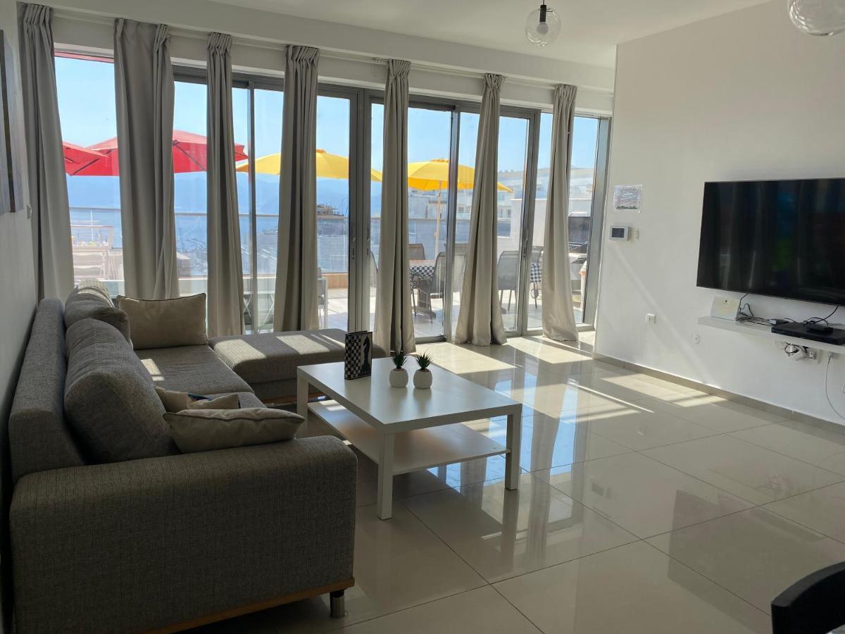 Stunning Penthouse With Sea Views And Private Heated Pool Apartment Ейлат Екстериор снимка