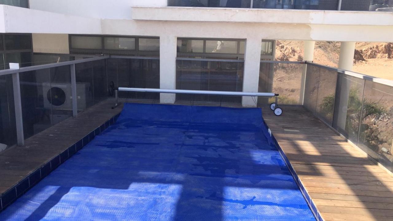 Stunning Penthouse With Sea Views And Private Heated Pool Apartment Ейлат Екстериор снимка