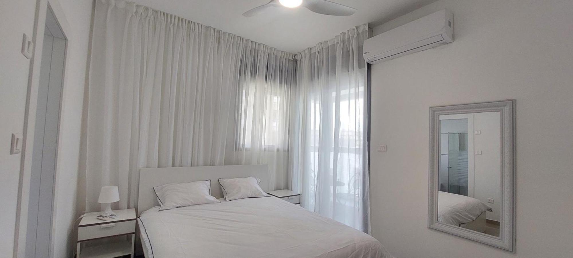 Stunning Penthouse With Sea Views And Private Heated Pool Apartment Ейлат Екстериор снимка