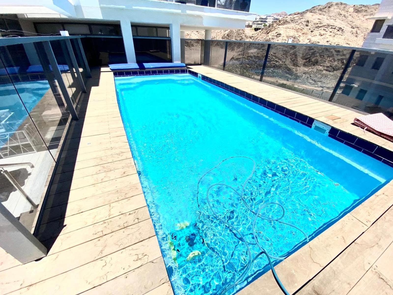 Stunning Penthouse With Sea Views And Private Heated Pool Apartment Ейлат Екстериор снимка