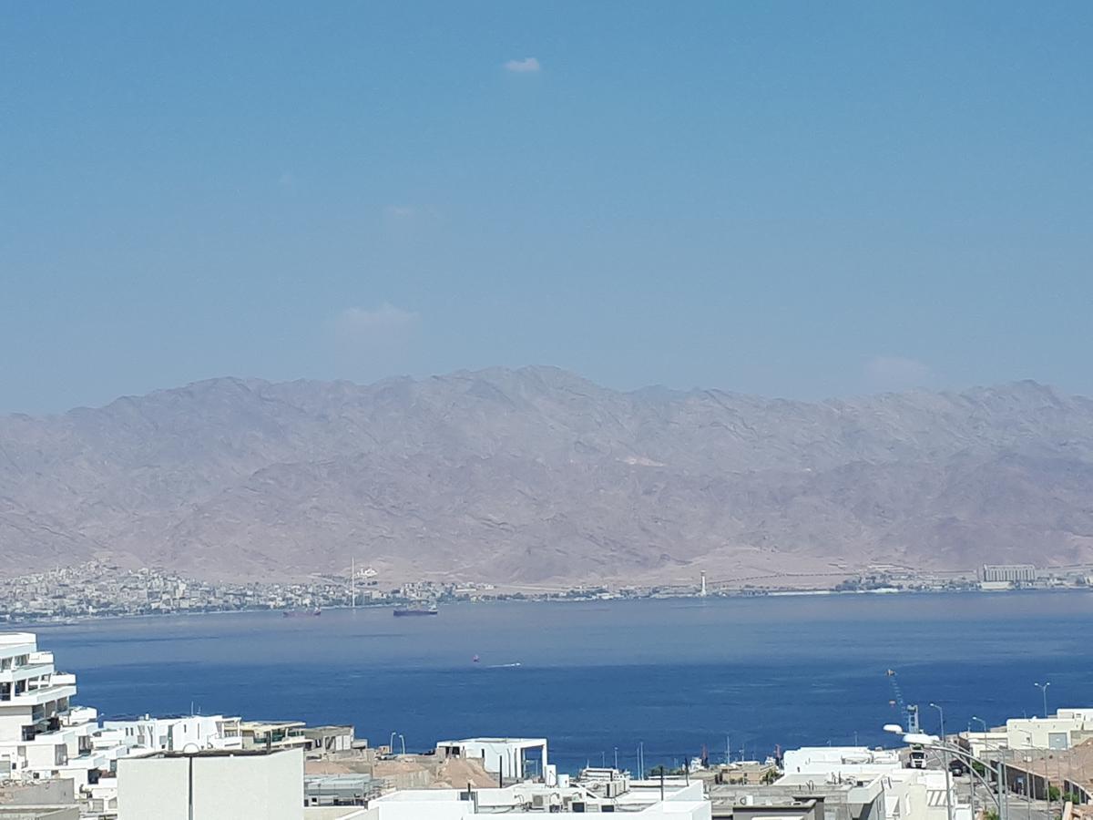 Stunning Penthouse With Sea Views And Private Heated Pool Apartment Ейлат Екстериор снимка